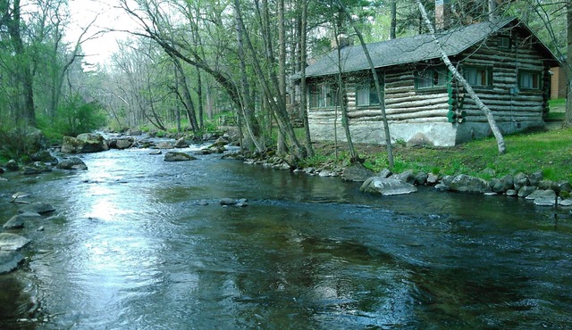 Unique Cabin in Waushara County