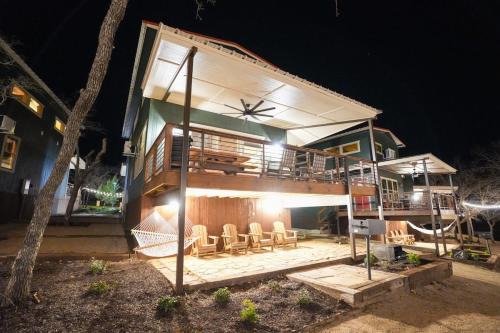 Unique Cabin Sauna Hot Tub FirePit Games
