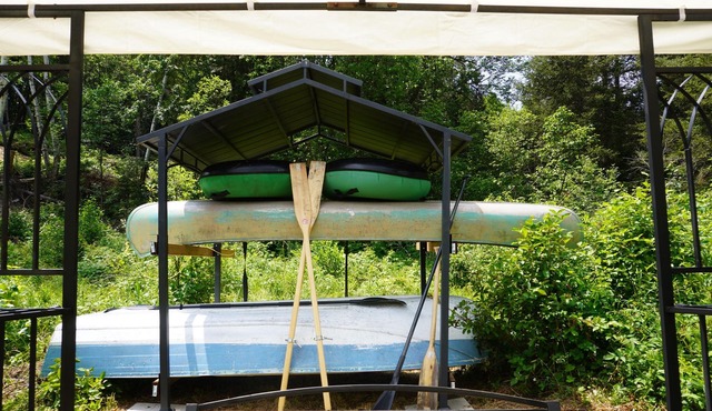 Unique Camper located at the edge of Muskoka