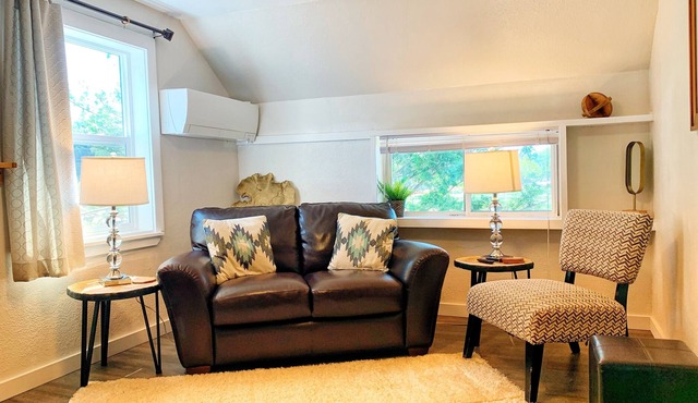 Unique Carriage House Unit near Fair and Stadium