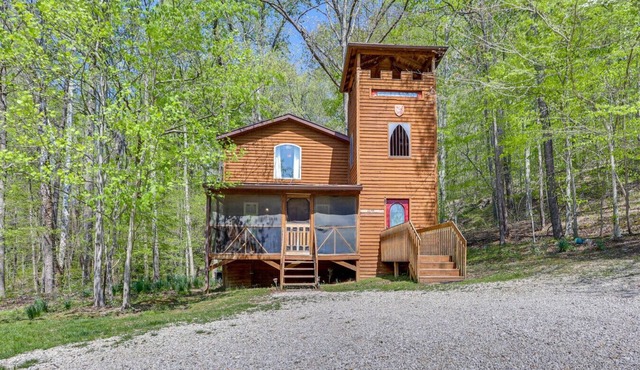 Unique Castle Cabin Near Patoka!