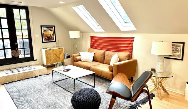 Unique Chicago Penthouse Loft - Amazing Deal & Location