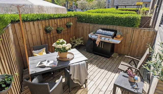 Unique copenhagen getaway with private garden oasis close to city center