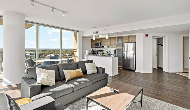 Unique Collection | Luxury | Tysons | Rooftop Pool