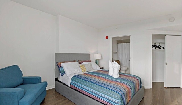 Unique Collection | Luxury | Tysons | Rooftop Pool