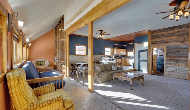 Unique Colorado Mountain Retreat: Near Pikes Peak!
