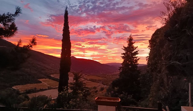 Unique, comfortable apartment with beautiful view, quiet location.