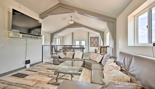 Unique Cornville Retreat w/ Game Room & Deck!