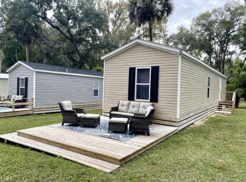 Unique Cottage Close to Fantastic Hiking Trails in Dunnellon, Florida