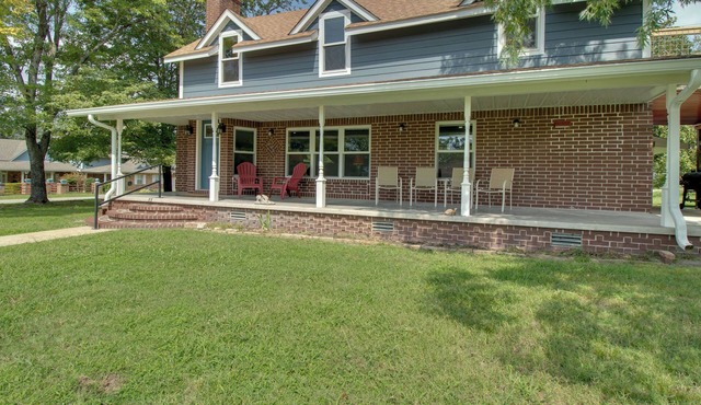 Unique Cotter Getaway w/Deck & Outdoor Dining!