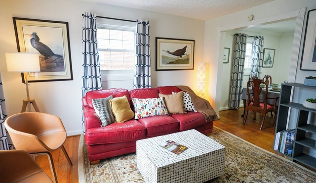 Unique duplex that has 2 family rooms and 2 kitchens