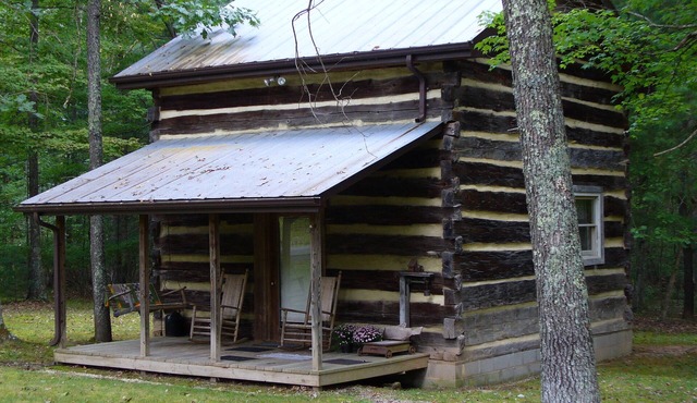 Unique Four Seasons Retreat!