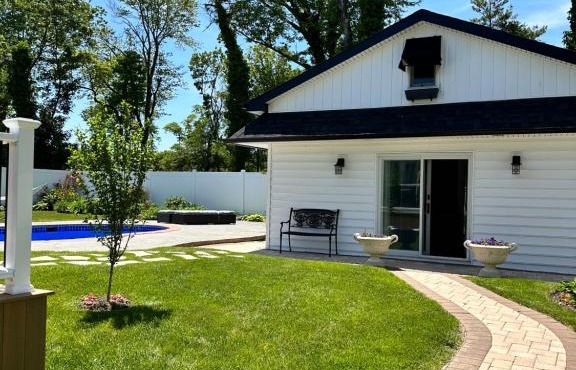 Unique guest house loft