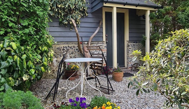 Unique, hand-built cabin in the heart of the Cuckmere Valley