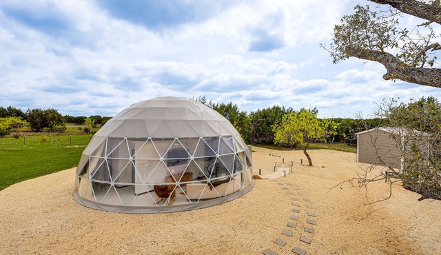 Unique Hill Country Glamping Dome w/ Fire Pit