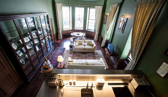 Unique Historic Apartment sleeping 7 close to St Andrews