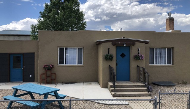 Unique home inside and out! The Wyoming experience with all the amenities!