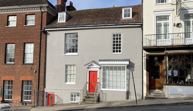 Unique House with Castle Views & Garden