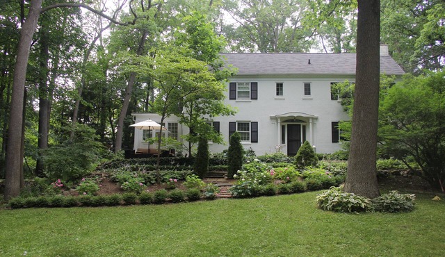 Unique Ives Woods Home ~ Walking Distance To The Big House