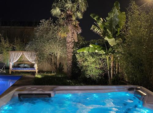 Unique! jacuzzi privé 35°C + cinéma Villa entière