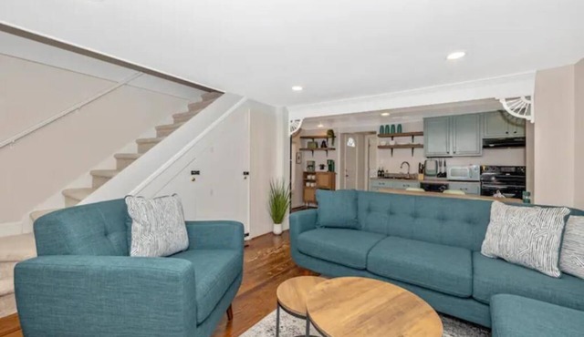 Unique Little Charmer in Downtown Fredericknn