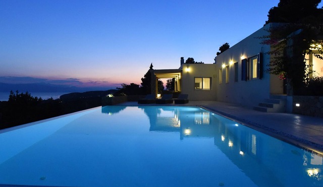 Unique location and stunning views. High standard with large pool