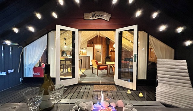 Unique luxury nature cabin by forest and lake - near Legoland - Billund (HOT)