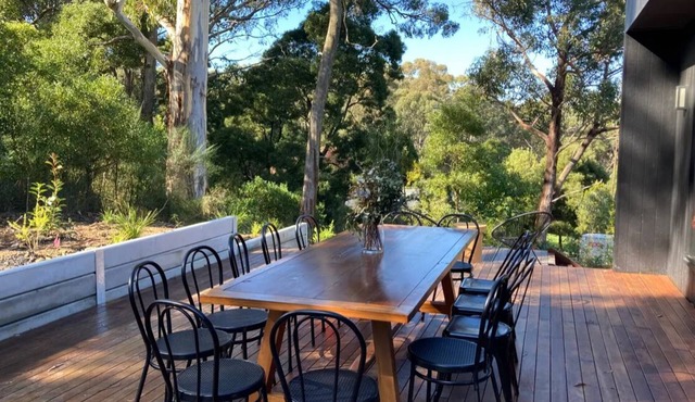 Unique modern, spacious, clean large 3 bedroom + study in beautiful Blackwood