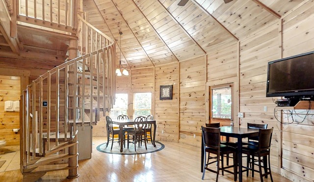 Unique mountain view cabin with private hot tub, deck & air hockey