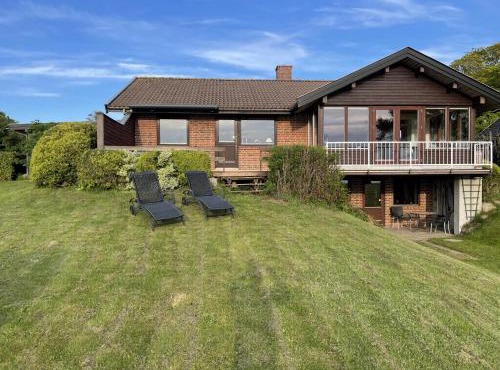 Unique Nature Holiday With Panoramic Water Views