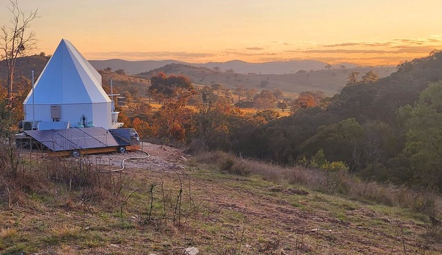 Unique off-grid luxury Pod with amazing mountain views.nnnnnECO off-gridnnn