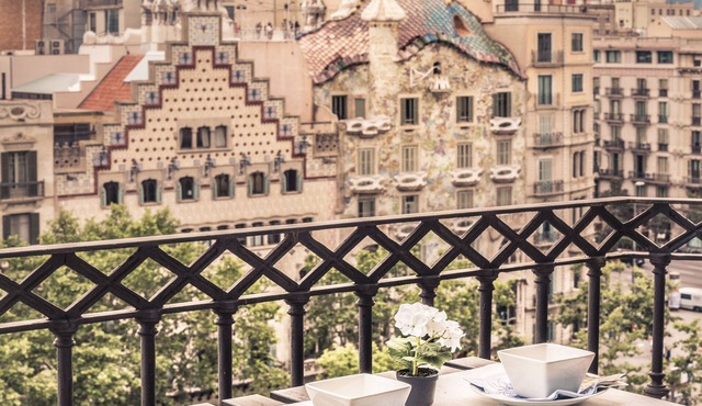 UNIQUE Paseo de Gracia CASA BATLLÓ Barcelona Center