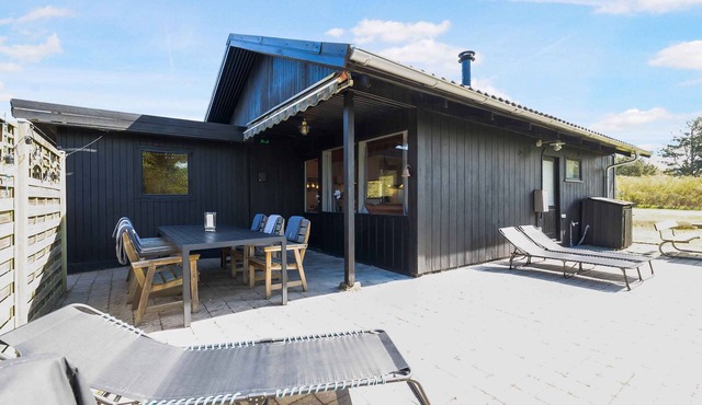 Unique place with tennis court for the active