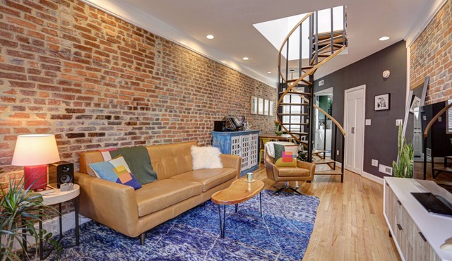 Unique renovated townhouse with private backyard