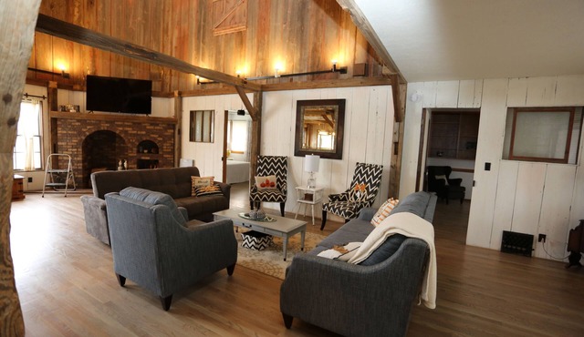 Unique, rustic 4-bedroom cabin near Seward, NE with all the comforts of home.