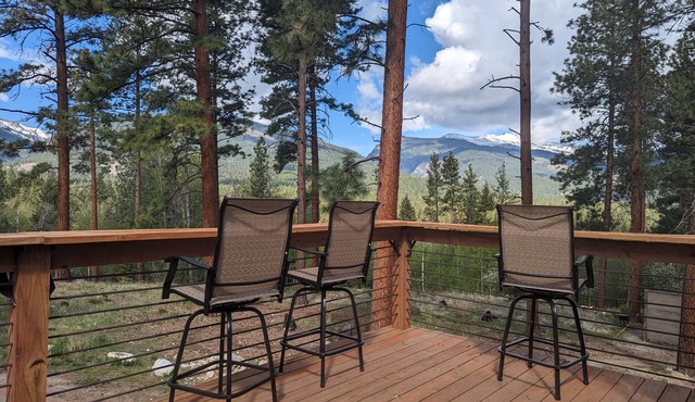 Unique Rustic and Renovated Barn in the Woods