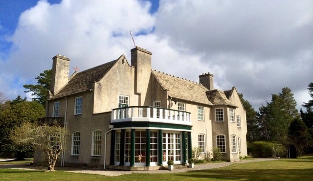 Unique Scottish Country House belonging to one of the most beautiful "Arts and crafts Houses"