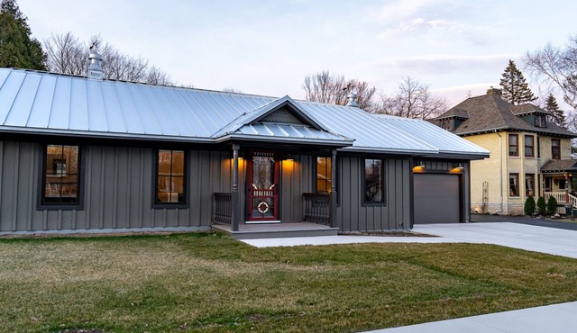 𝗨𝗻𝗶𝗾𝘂𝗲 𝗦𝘁𝗮𝘆 at the Carriage Haus