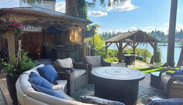 Unique stay where Camper meets resort. Lake front and countless amenities.