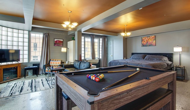 Unique Studio in Downtown Lebanon, Pets Welcome!