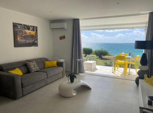 Unique studio with sea view and pool - hotel mont vernon