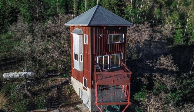 Unique Tower Cabin Rental with Panoramic Views of Park City, Utah