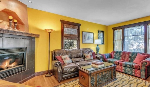 Unique Urban Sanctuary