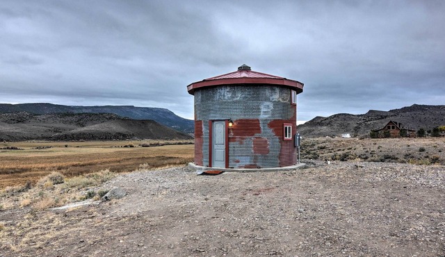 Unique Utah Tin Cabin w/Mountain Views!