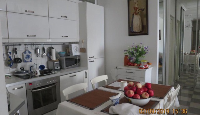 Unique View to Tverskaya Square near Kremlin. Cosy.