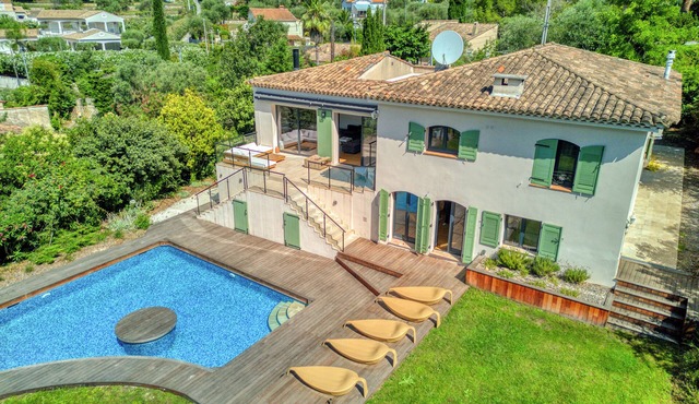 Unique villa in the heart of Valbonne