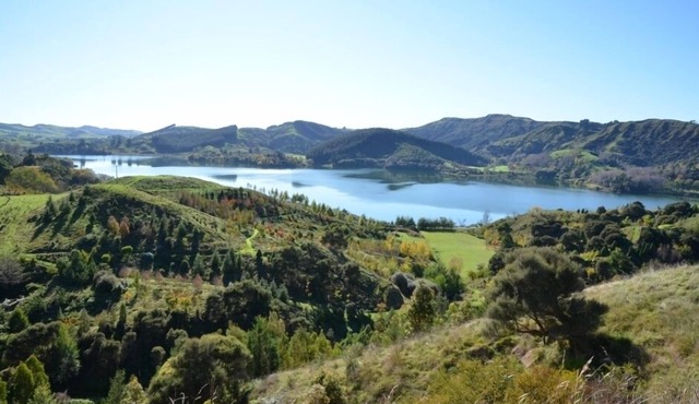 Unique well known Hawkes Bay property, Tutira. .