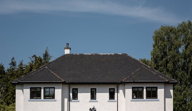 Uniquely modern designer five bedroom Lodge in the Highlands