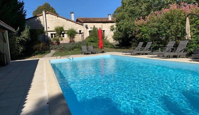 Uniquely Private Holiday Villa in the Charente