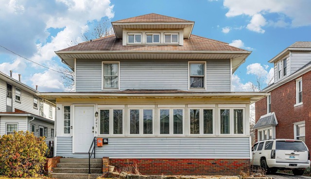 Unit 1 at Oilgate at Oakdale